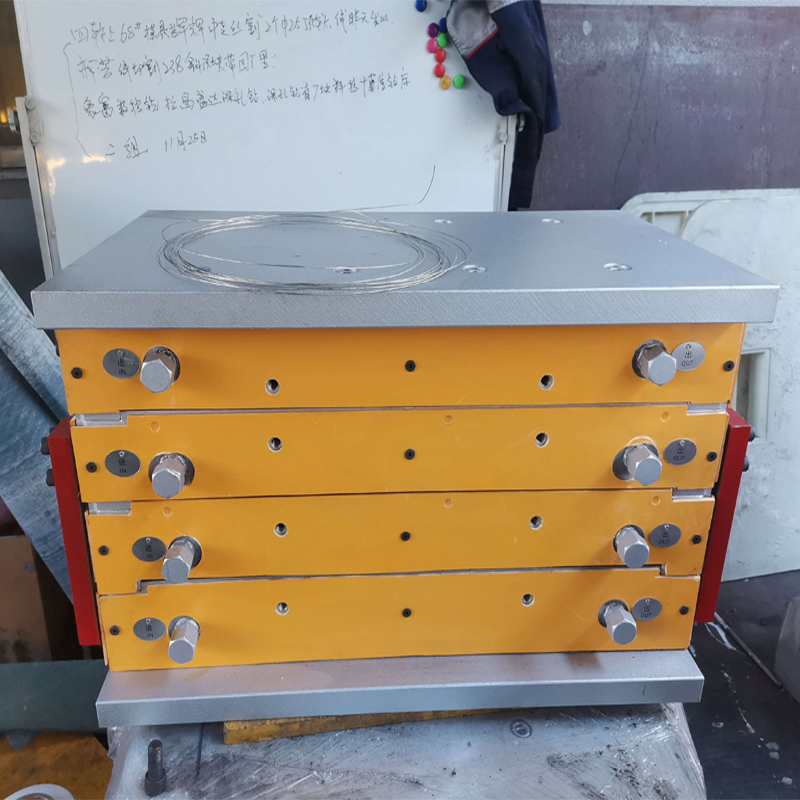 315t press for military helmet mould